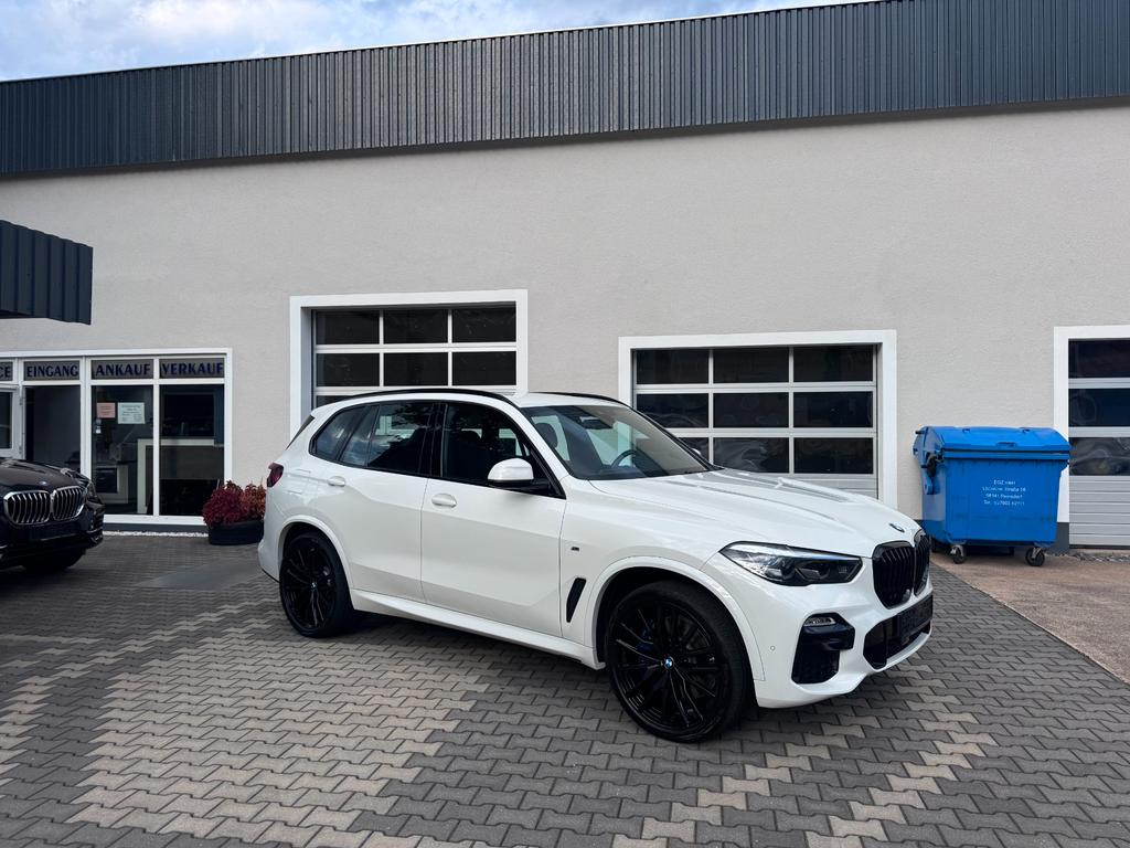 BMW X5 xDr 40d M Sport 22 Zoll Kam AHK DAB 2021