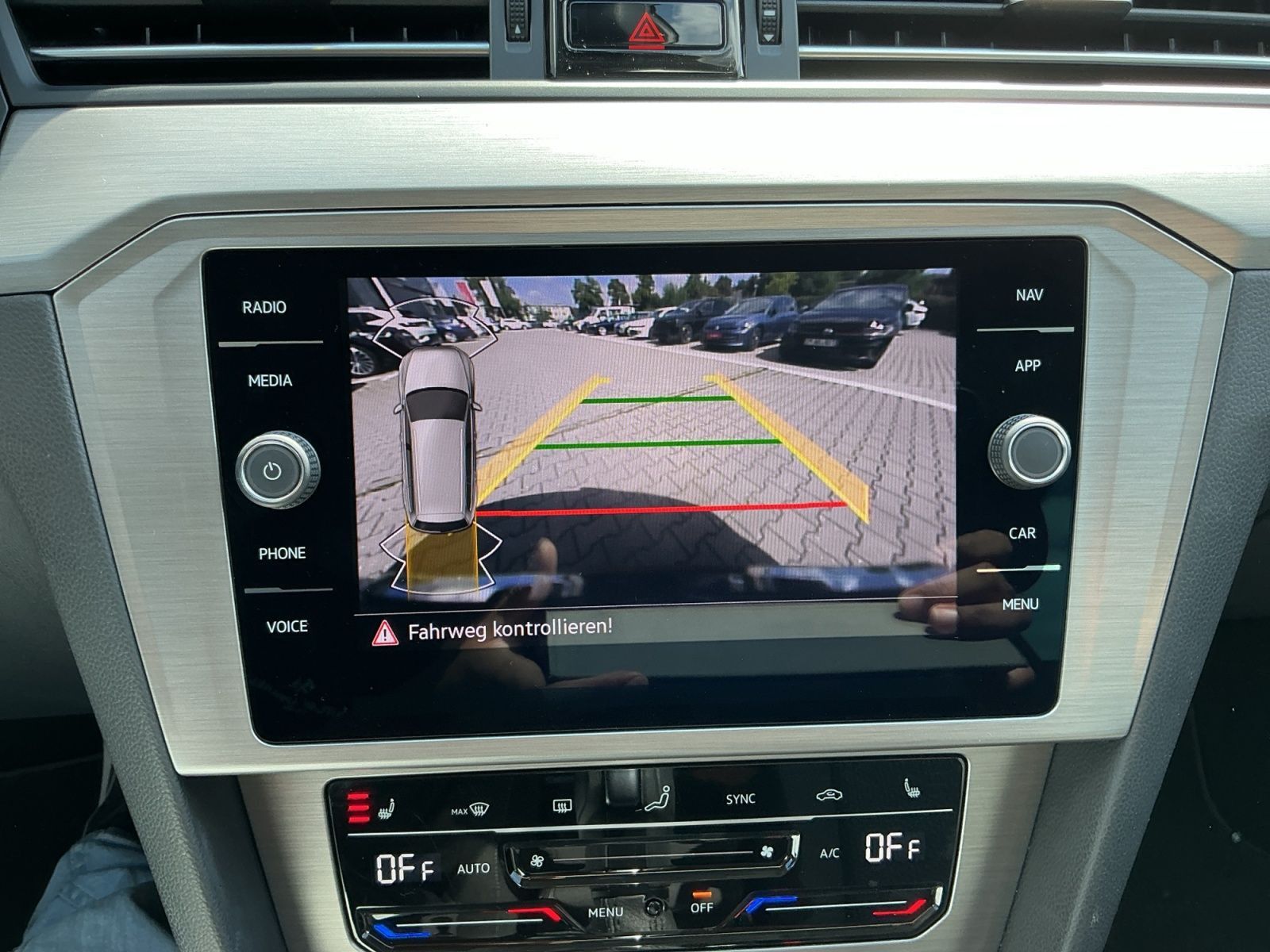 Volkswagen Passat Variant - Bild 18