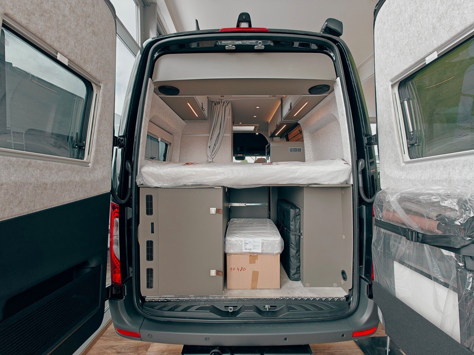Fahrzeugabbildung HYMER / ERIBA / HYMERCAR GRAND CANYON S 4x4 MB 600 - NEU! MODELL 2025