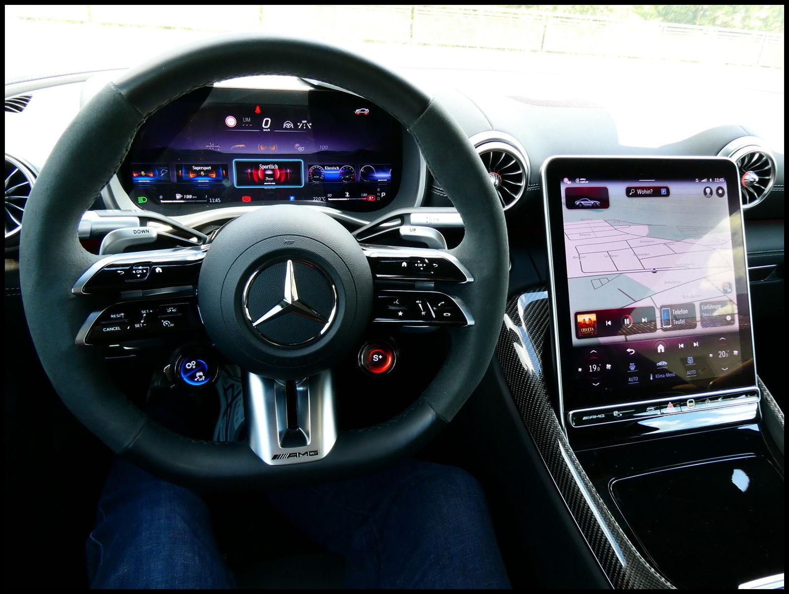 Mercedes-Benz AMG GT 63 4M+ PREMIUM+SITZ-KLIMA+PANO+NIGHT+CARB