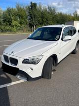 BMW X1 18D X Drive/M Paket - BMW 1er Reihe mit Diesel-Antrieb: Kombi