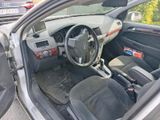 Opel Astra Caravan zu verkaufen - Opel Astra aus 2005: Kombi