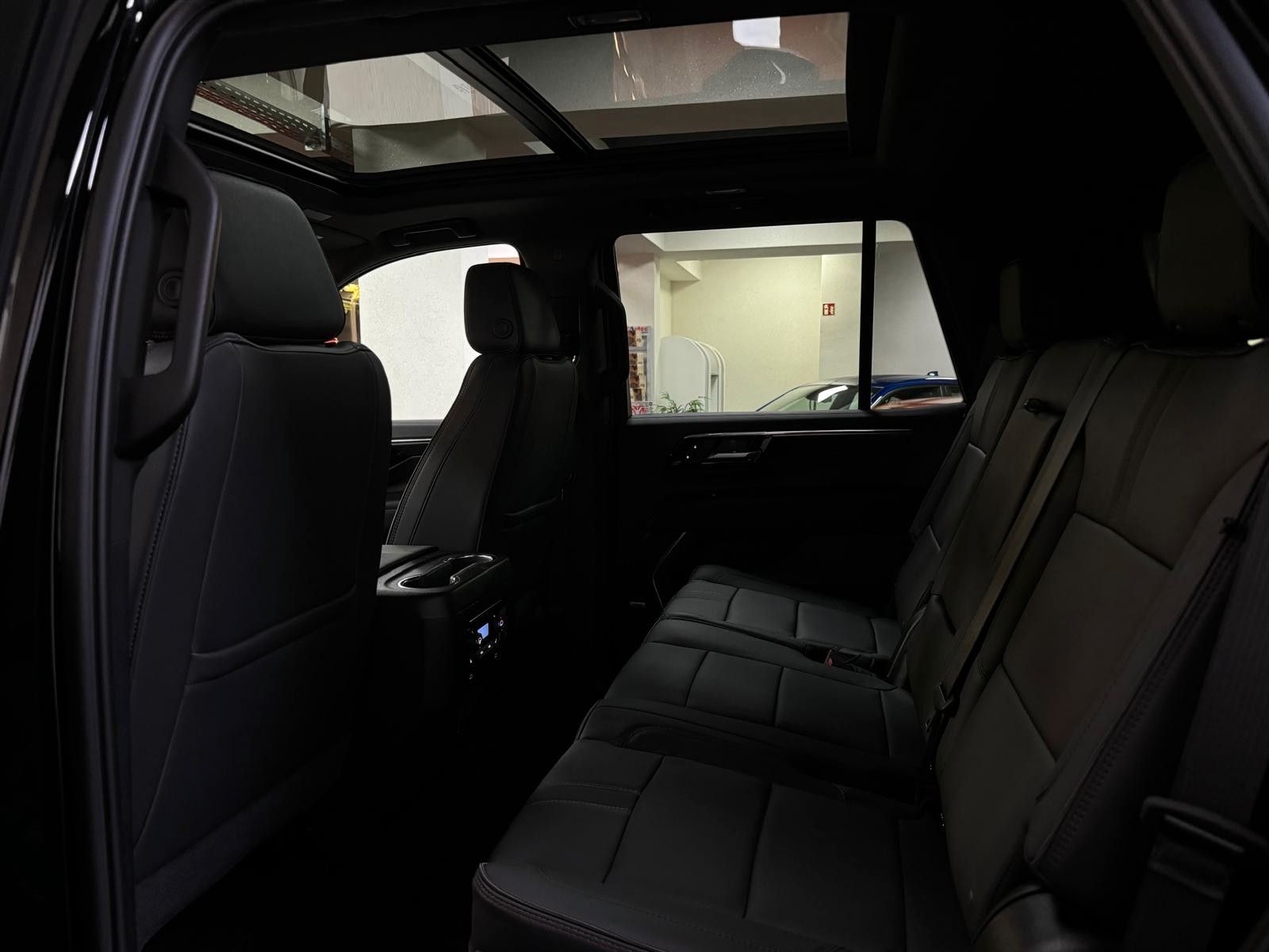 Fahrzeugabbildung Chevrolet 2026 TAHOE 6.2 ECOTEC RST 4x4-22"-NAV