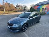 Skoda Octavia 1.6 TDI SCR DSG Premium Edition Comb... - Skoda Octavia: Premium Edition