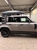 Land Rover Defender 2.0 D240 S 110 S  - Land Rover Defender mit Diesel-Antrieb: Geländewagen, Automatik