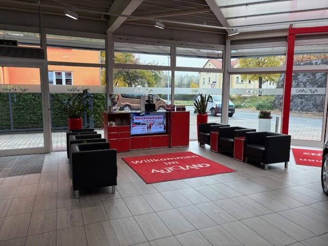 showroom-image-bottom