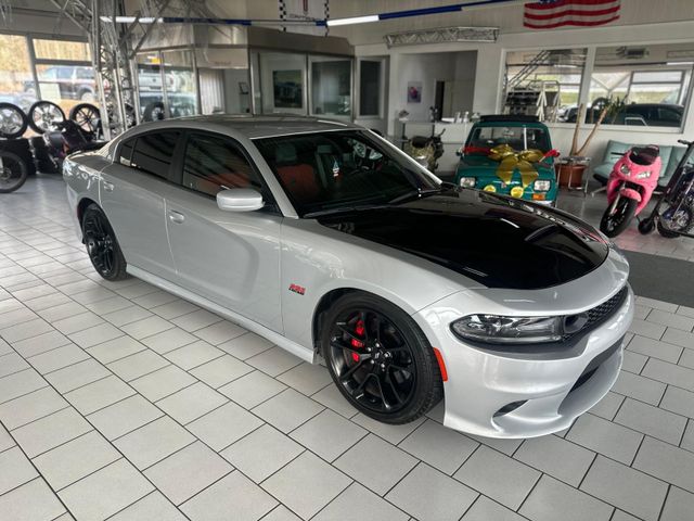 Dodge Charger 6,4 SRT Scat Pack Super Track Navi