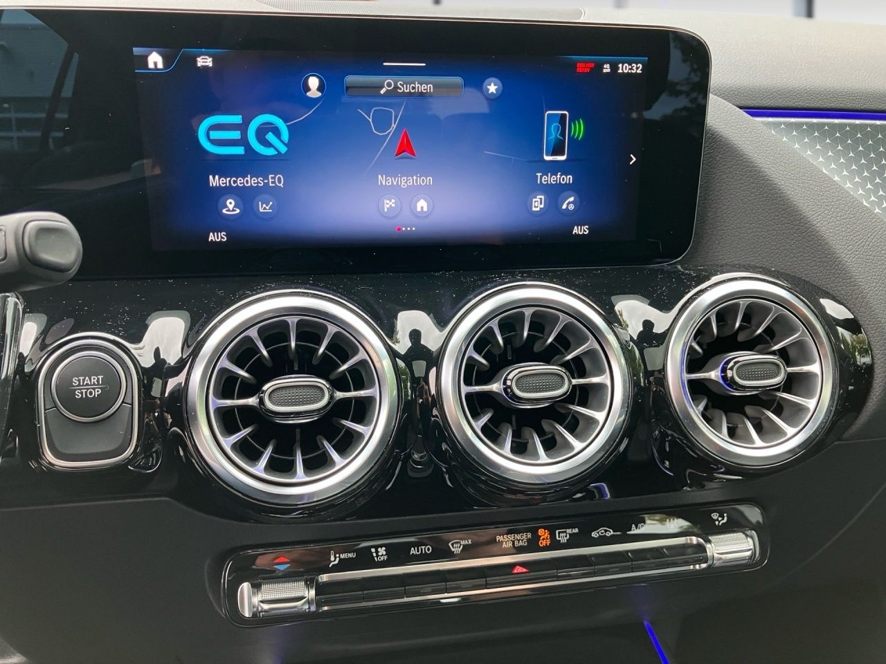 Fahrzeugabbildung Mercedes-Benz EQA 250+ BONUS+PROGRESSIVE+PANO+MEMORY+WINTER++