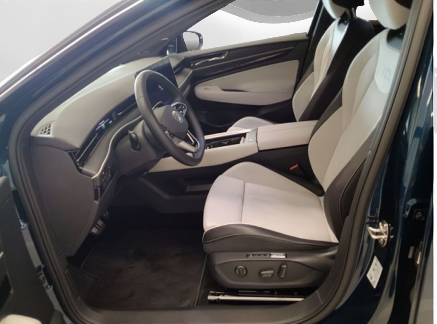 Volkswagen ID.7 Tourer Pro S 210kW 86kWh AHK Kamera LED Na foto 4