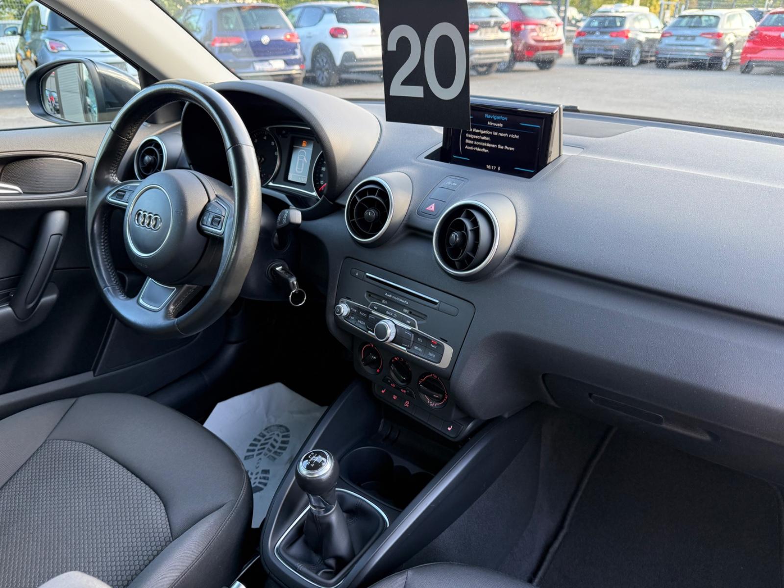Audi A1 Sportback Ultra Sport*SHZ*TEMP*FSP*USB*HU NEU