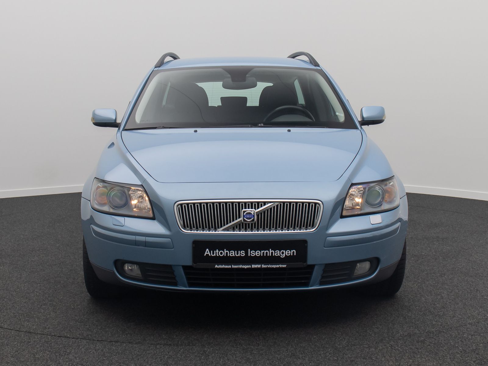 Fahrzeugabbildung Volvo V50 2.0 D Momentum BiXenon AHK HiFi Alarm Tempom