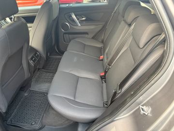 Land-Rover Discovery Sport - 11