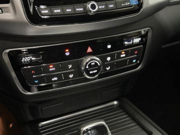 Fahrzeugabbildung Ssangyong REXTON 2.2D Quartz 4WD 8AT*SHZ*NAVI*AHK möglich*