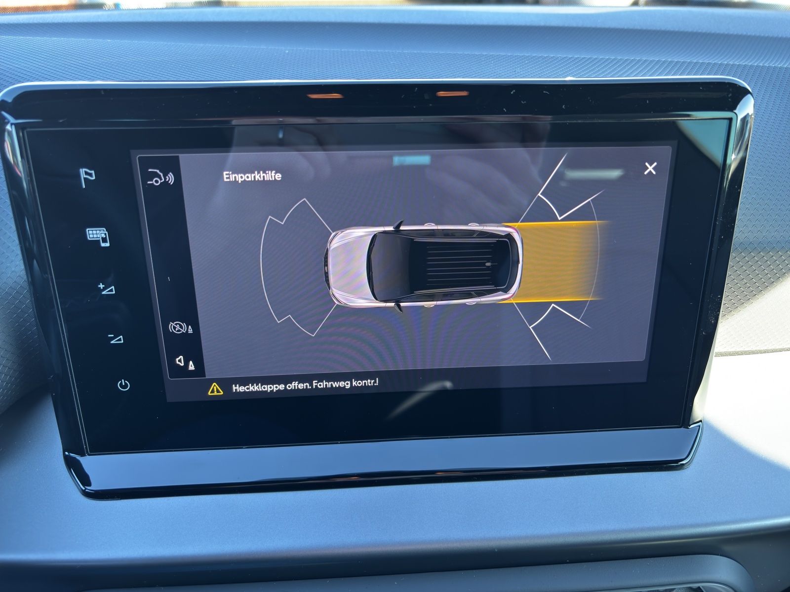 Fahrzeugabbildung SEAT Arona 1.0 TSI FR KESSY RFK 18" BICOLOUR