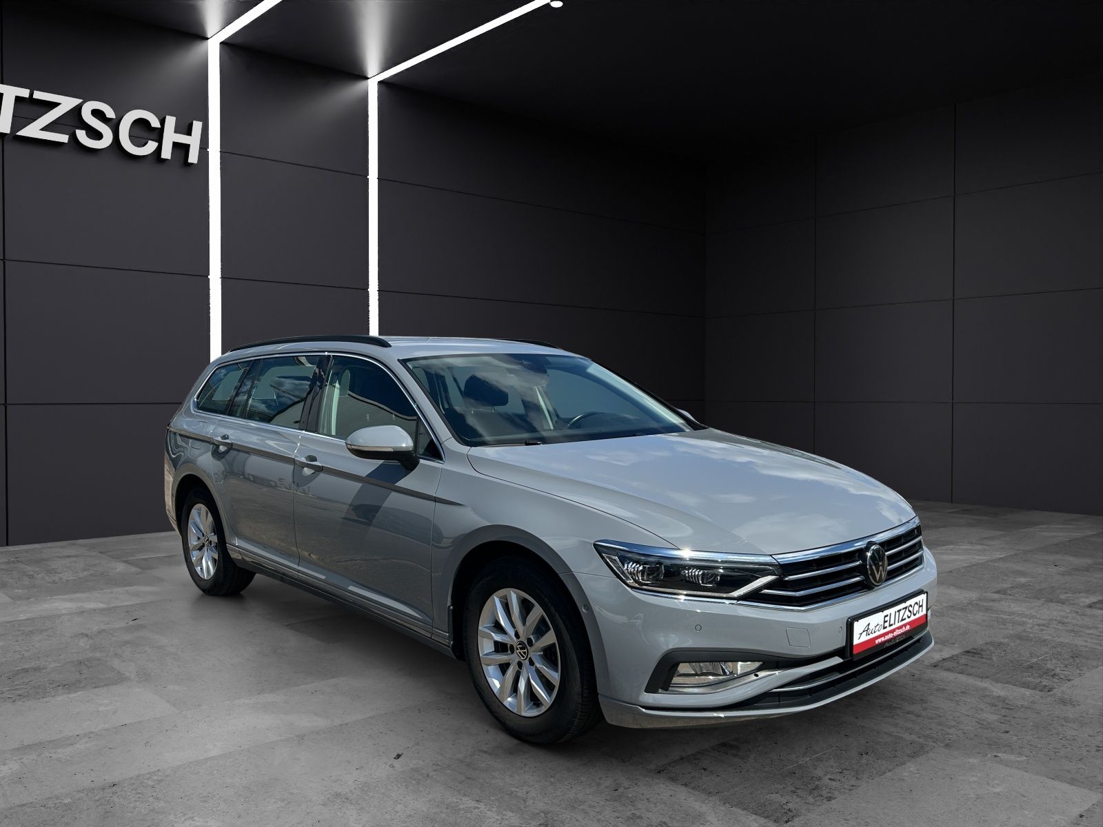 Fahrzeugabbildung Volkswagen Passat Variant TDI Business Matrix Navi ACC AID
