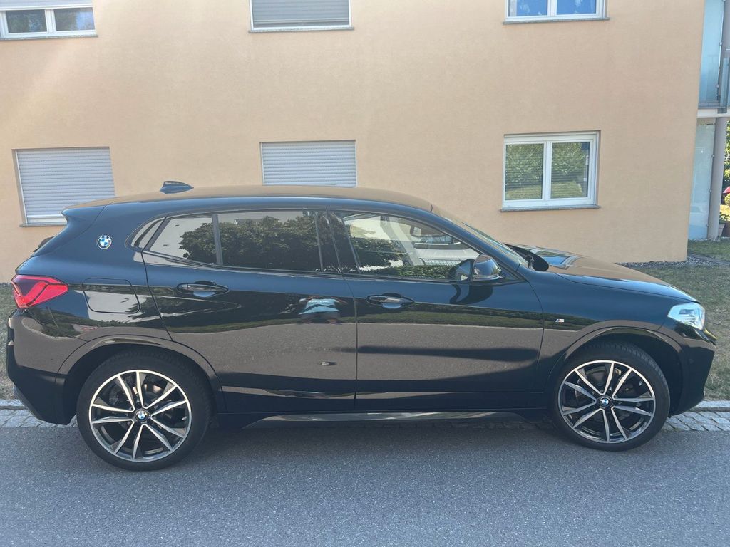 Image of BMW X2