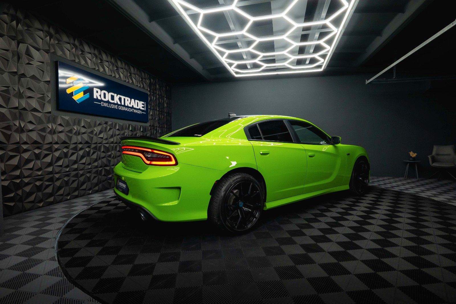 Fahrzeugabbildung Dodge Charger 5.7 V8 HEMI R/T DAYTONA Performance