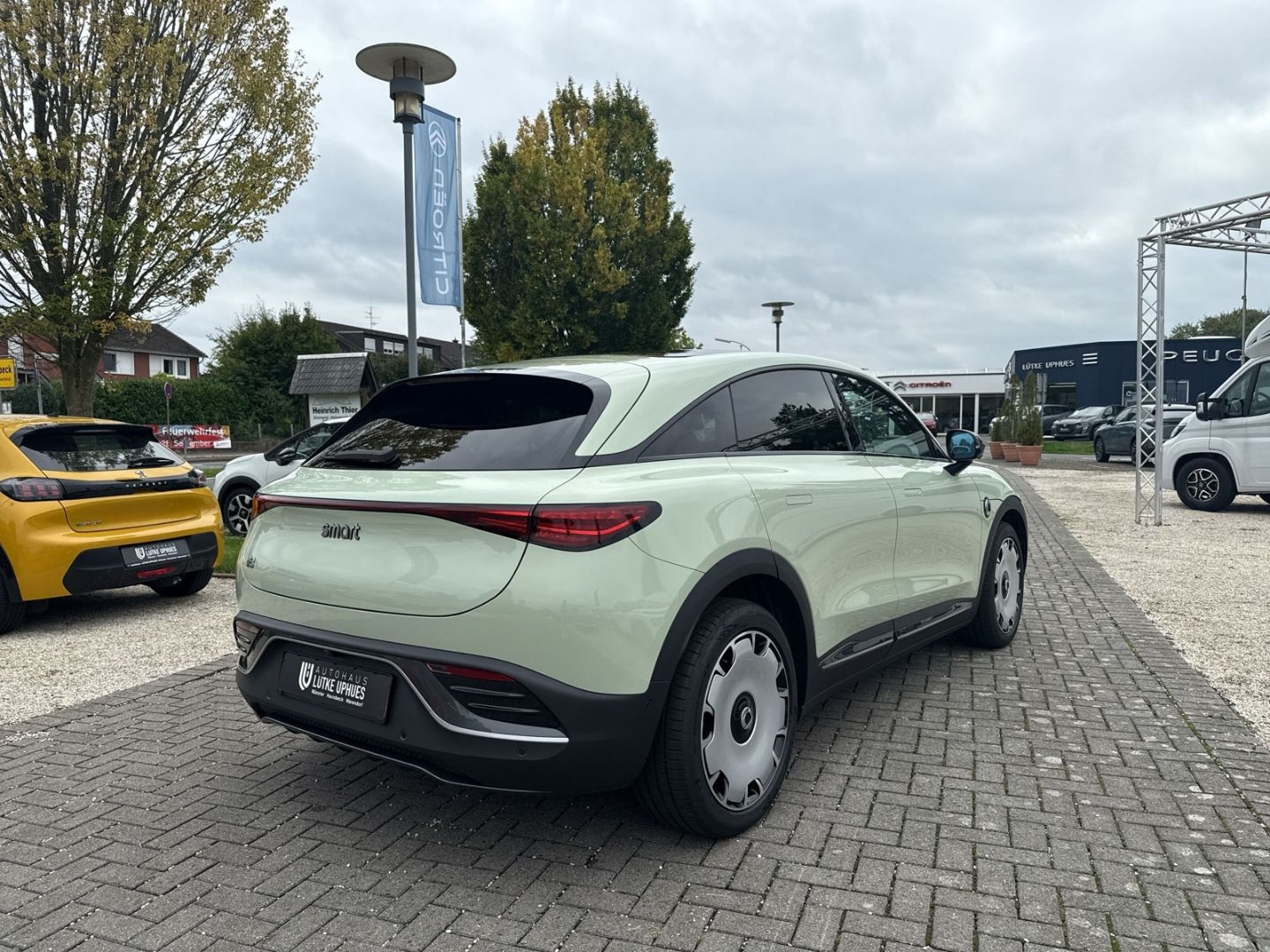 Fahrzeugabbildung Smart #3 200kW Premium Panorama Leder ACC Memory Sitze