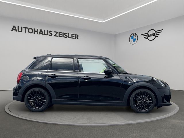 Foto Nummer 3: MINI Cooper 5-Türer