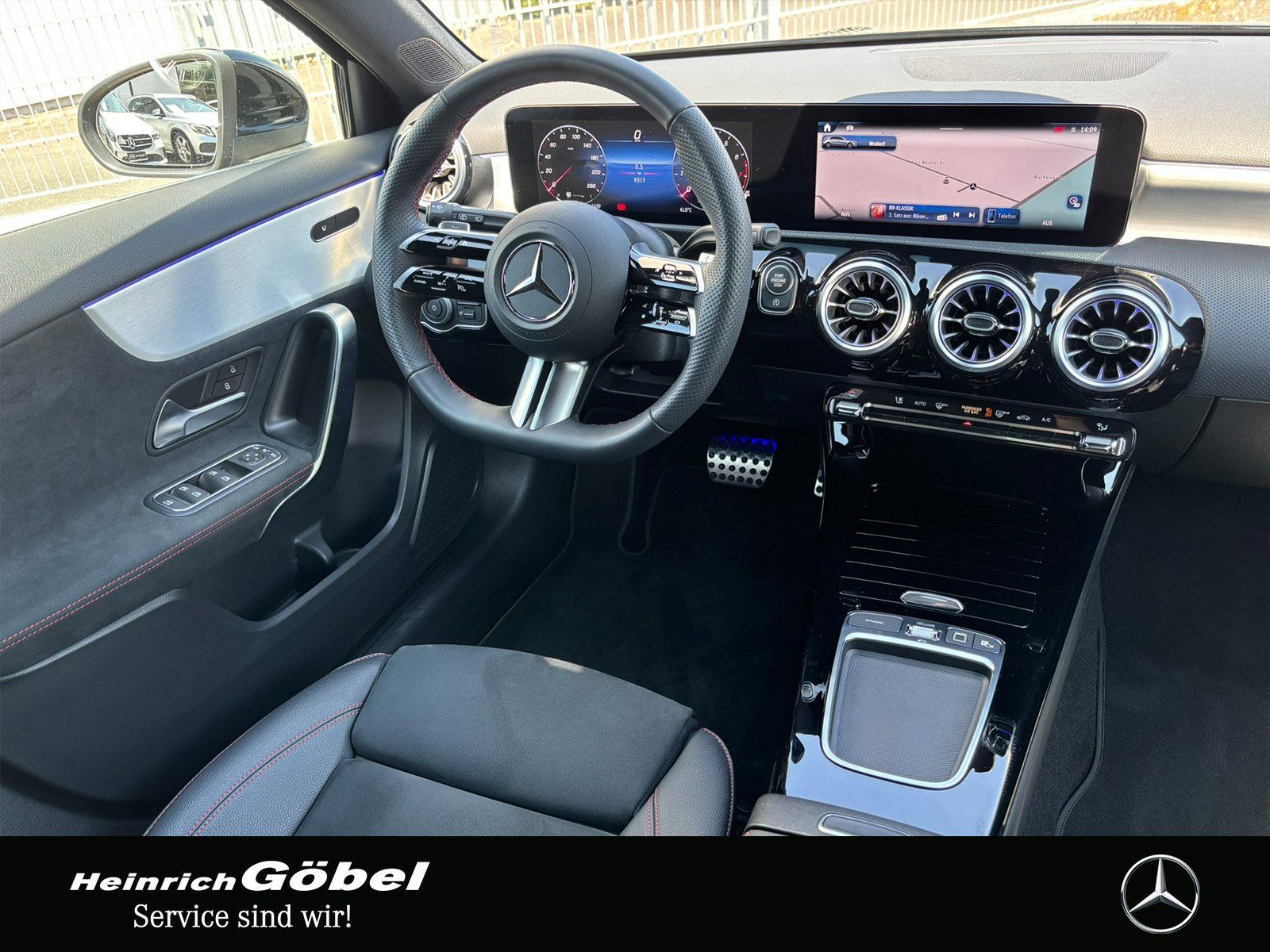 Fahrzeugabbildung Mercedes-Benz A 200 AMG*TOTWINKEL*DISTRONIC*KAMERA*AMBIENTEBEL