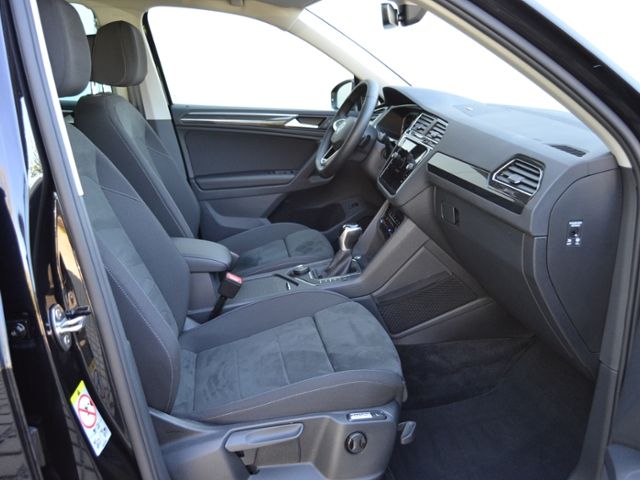 Tiguan 2.0 TDI 200 PS 4M DSG Elegance VOLL/AHK/P