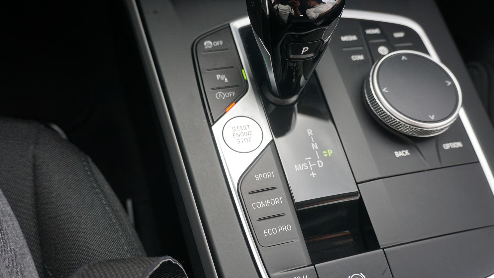 BMW 118 i Advantage LED Navi Sitzheizung Tempomat PDC, миниатюра 27
