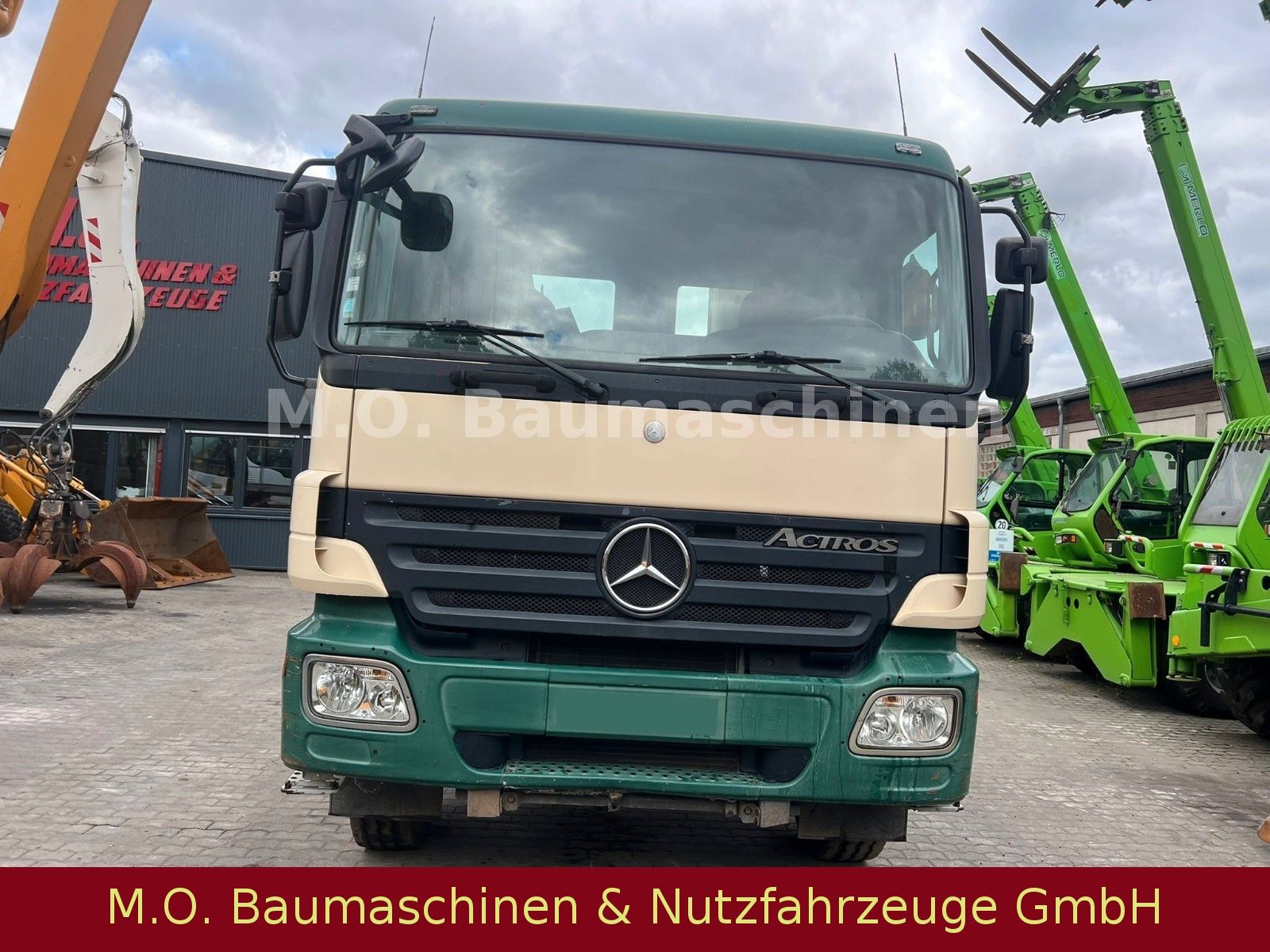 Fahrzeugabbildung Mercedes-Benz Mercedes Actros 3241 / 8x4 / Euro 4/