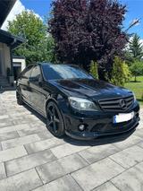 Mercedes-Benz C 63 AMG AMG - Mercedes-Benz C 63 AMG aus 2009