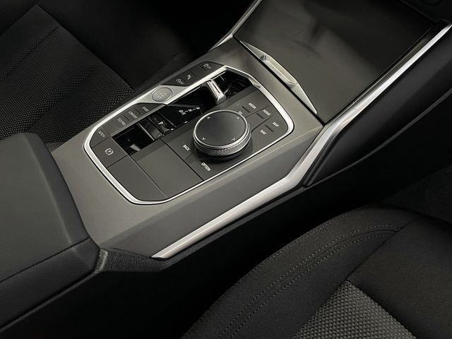 Foto Nummer 10: BMW 318i