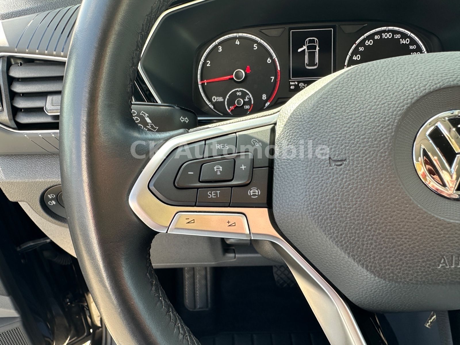 Fahrzeugabbildung Volkswagen T-Cross 1.0 TSI Style Highline DSG/LED/ACC/PDC