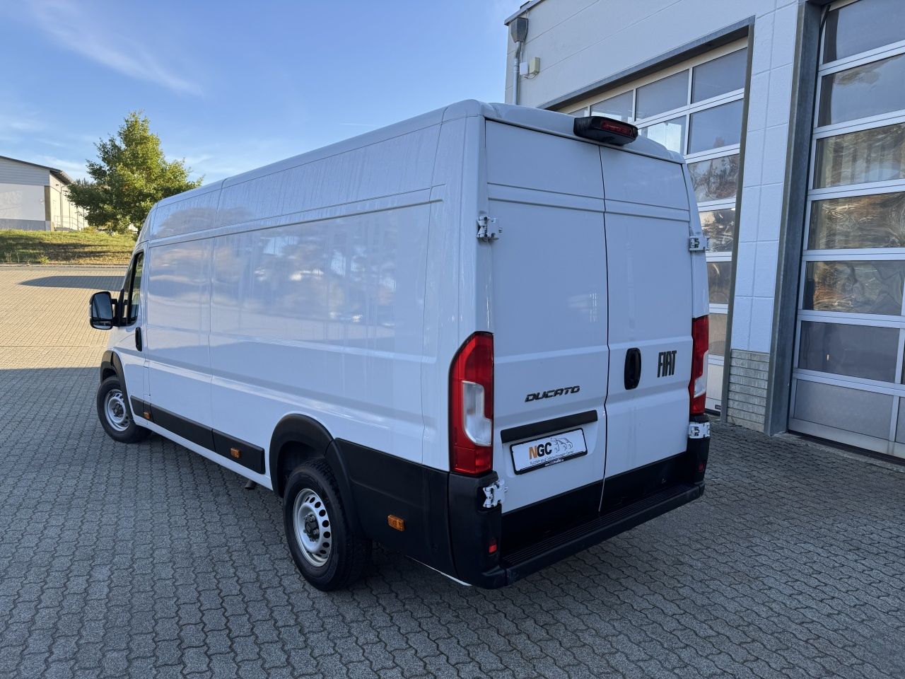 Fahrzeugabbildung Fiat Ducato 35 Maxi 140 Multijet L4H2 Klima*Navi*Cam