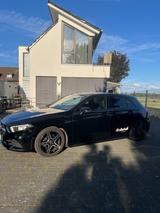 Mercedes-Benz A 200 - AMG Line Night-/ Performance Paket  - Mercedes-Benz: Performance AMG