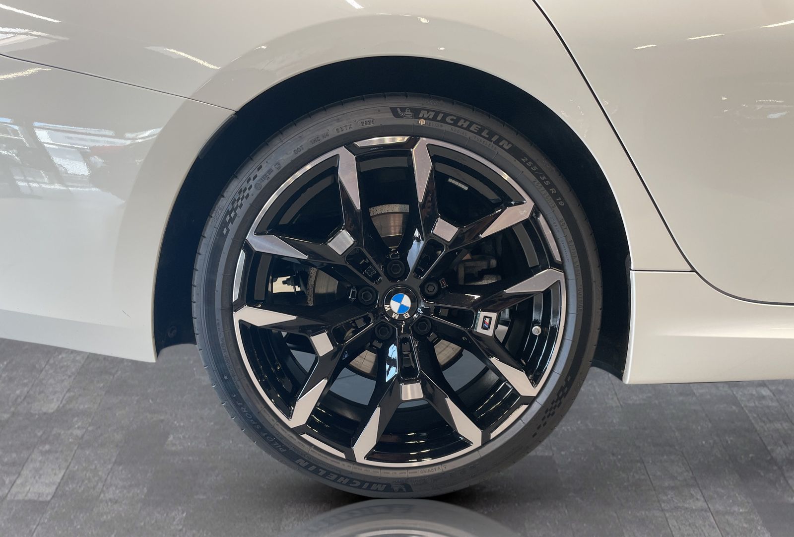BMW 320 - Bild 14
