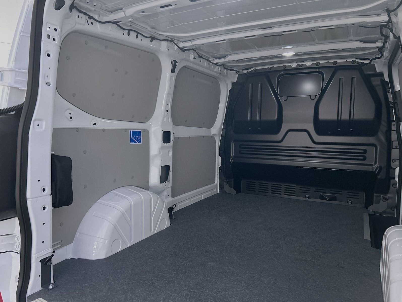 Volkswagen T7 Transporter - Bild 16