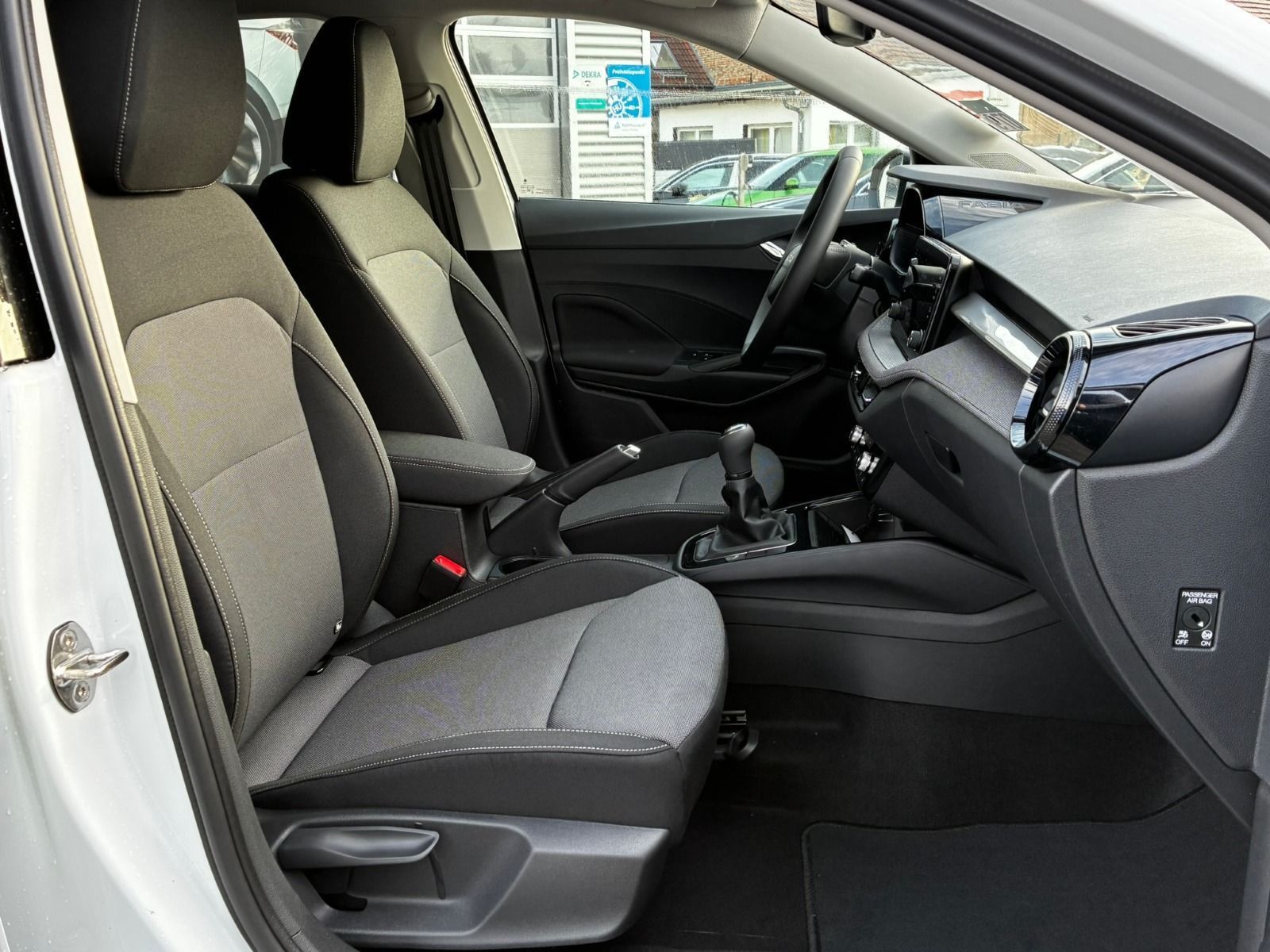 Fahrzeugabbildung SKODA Fabia 1.0 TSI Selection OPF