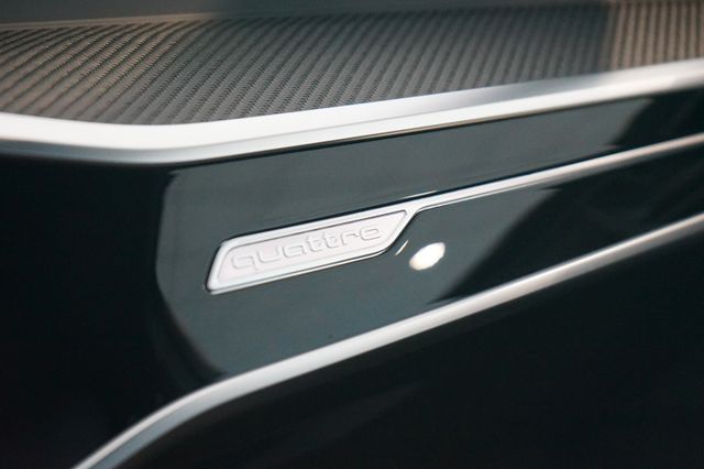 Audi RS6 performance | HuD | Pano | Carbon | B&O