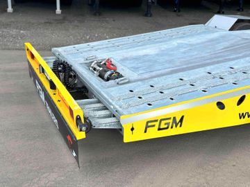 Fahrzeugabbildung Andere FGM Truck Transporter, 2 Winden, MIETEN?