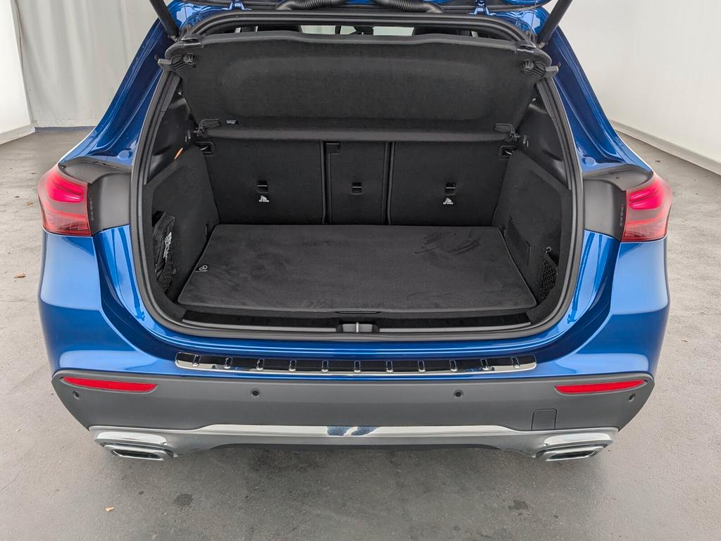 Mercedes-Benz GLA 220