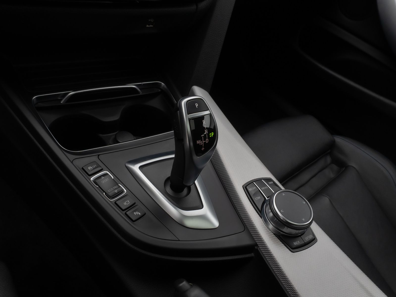Fahrzeugabbildung BMW 430 Gran Coupé M Sport Glasdach Kamera HUD HiFi