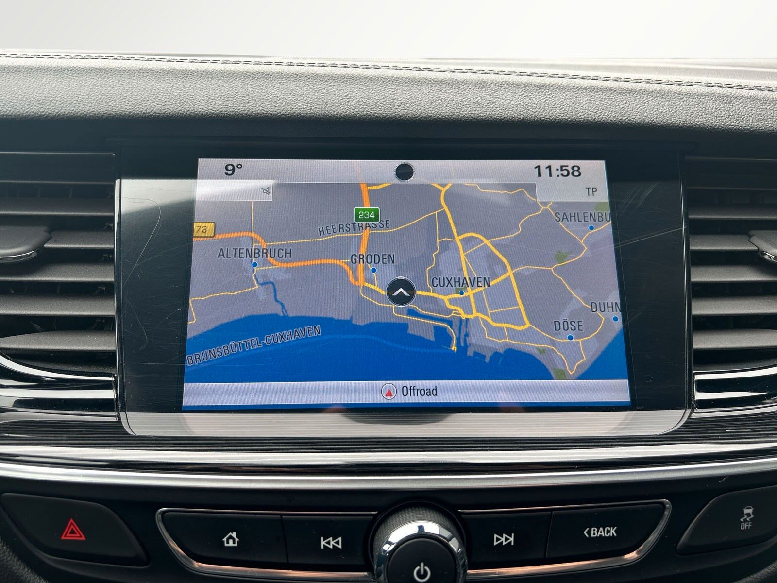 Fahrzeugabbildung Opel Insignia Sports*LED*Ambiente*Bhz Lenkrad*Kamera*