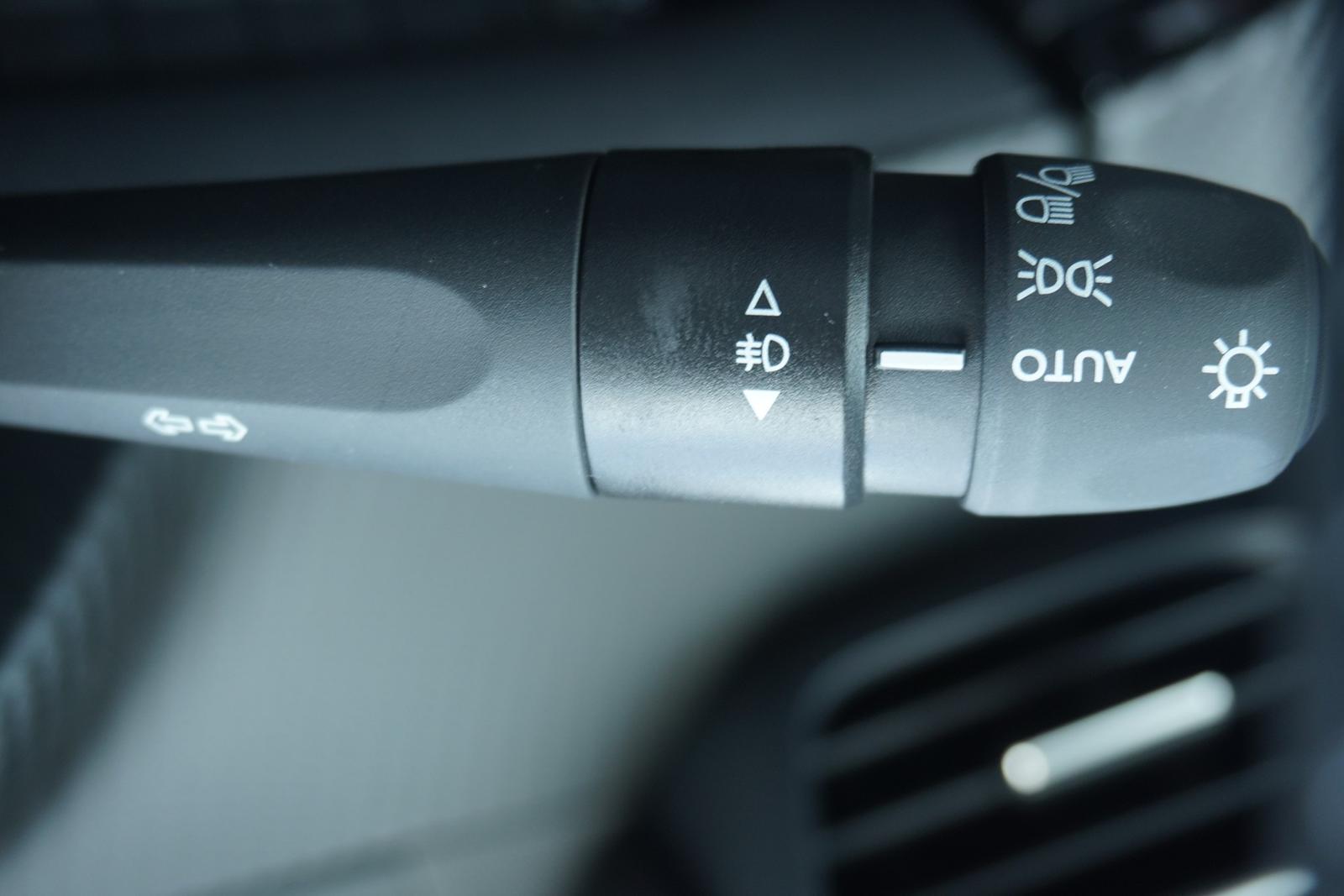 Peugeot 2008 1.2 PureTech LED Navi Kamera