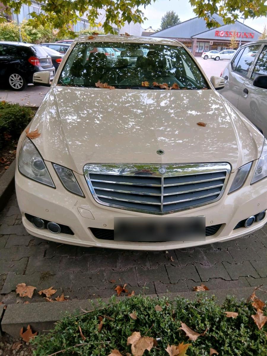 Mercedes-Benz E 200