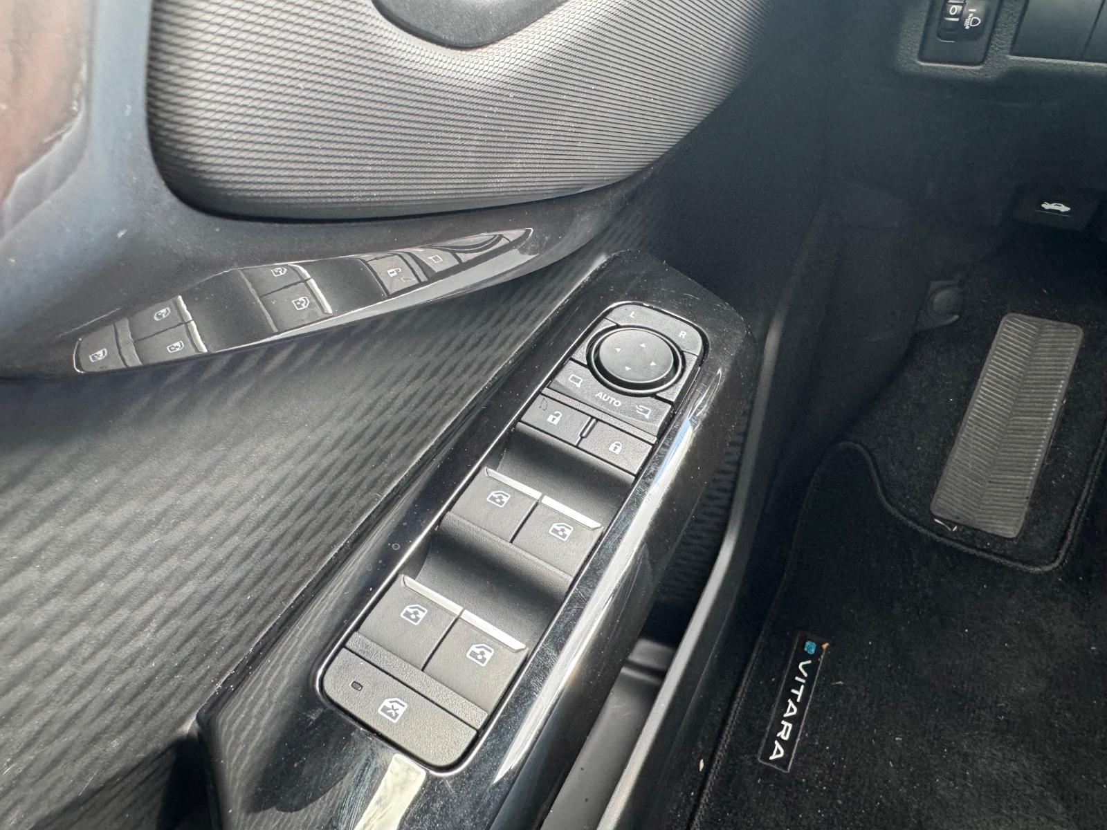 Suzuki e Vitara 49 kWh eAxle Club