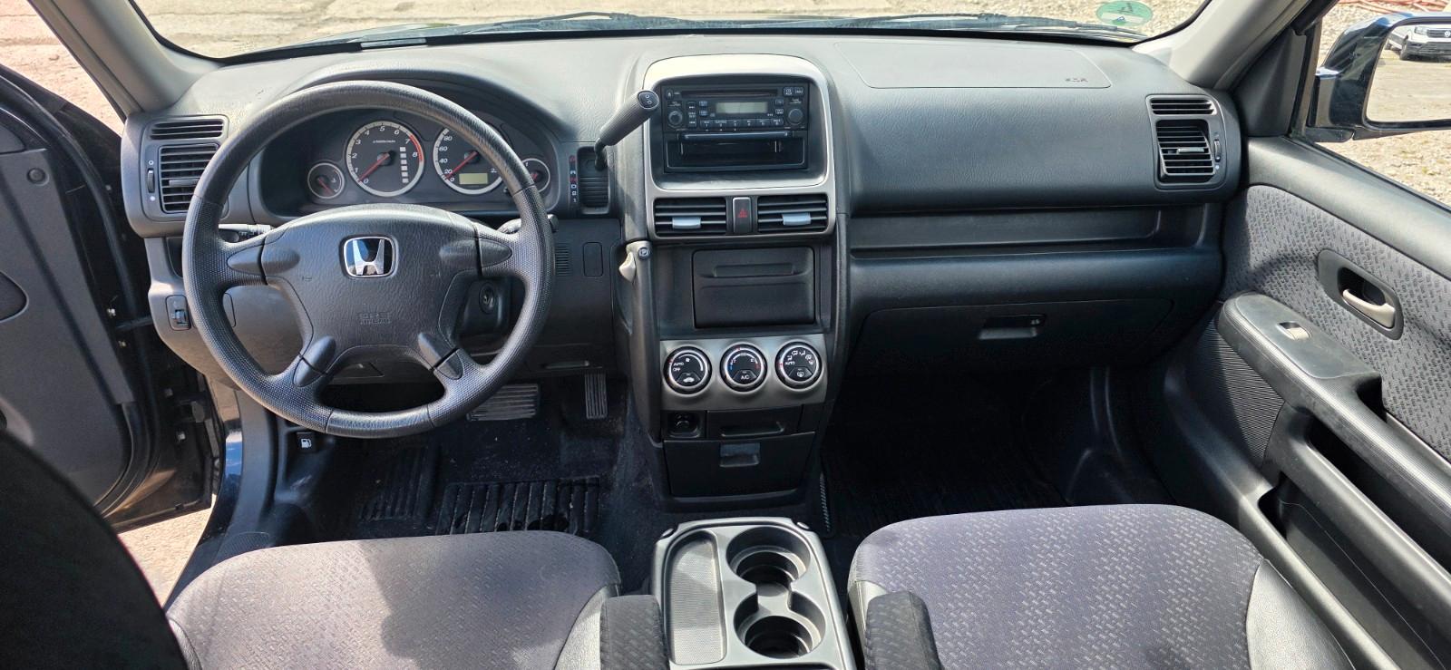 Honda CR-V 2004 — photo 10