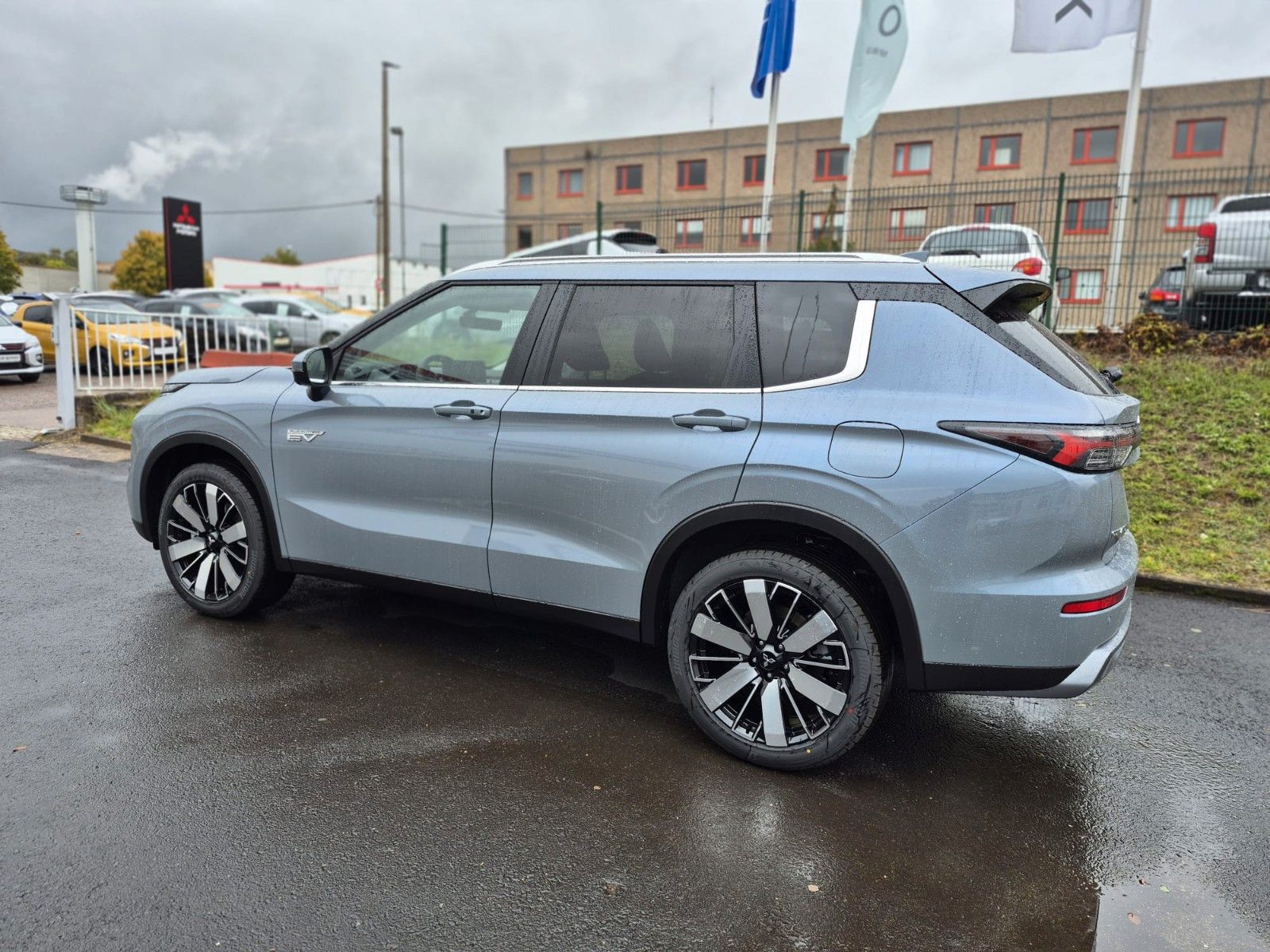 Mitsubishi Outlander - Bild 3