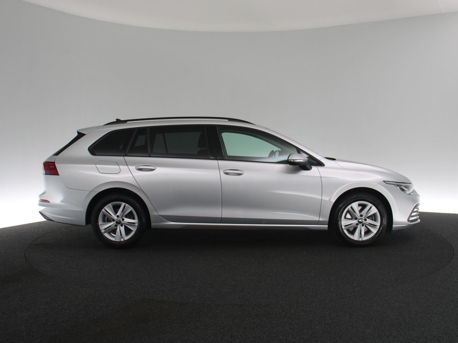 Volkswagen Golf VIII 2.0 TDI Life AHK LED ACC NAVI SHZ PDC, миниатюра 19