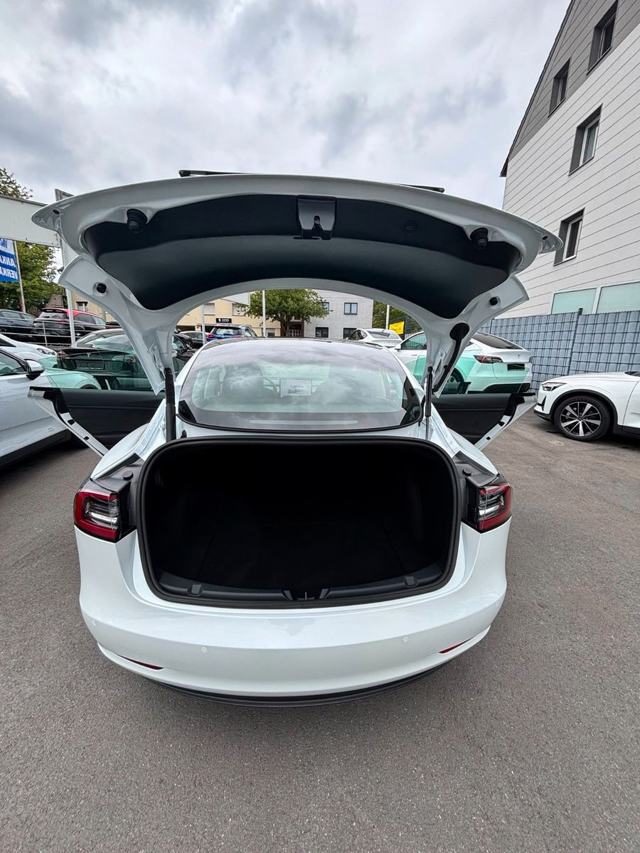 Tesla Model 3 Standard Range Plus RWD foto 10