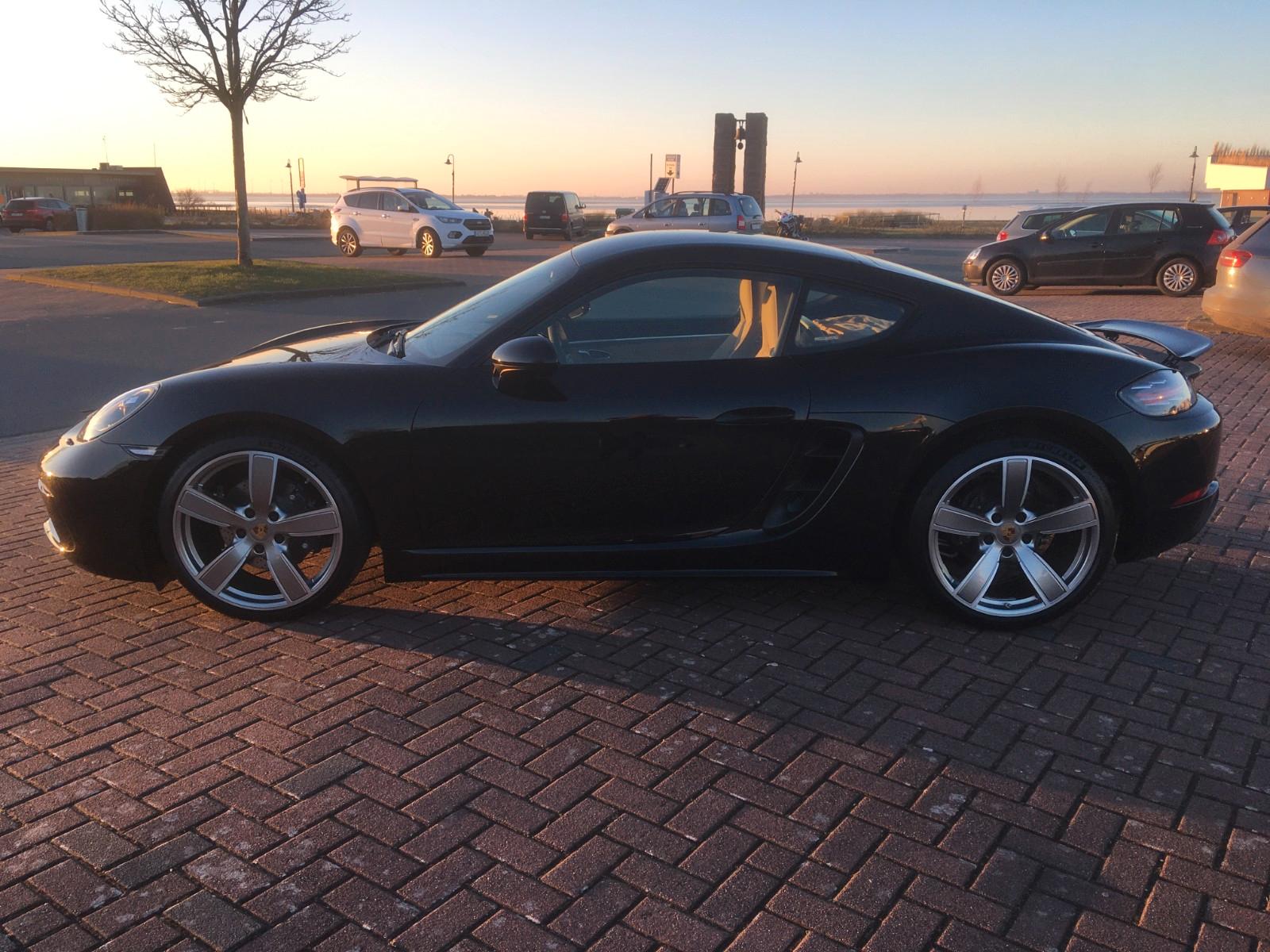 Porsche Cayman