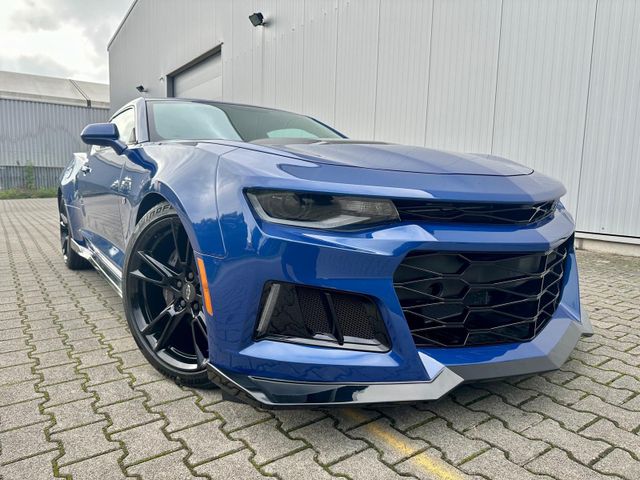 Chevrolet SS 6,2 V8 Coupe Performance 4 Rohr Automatik ZL1