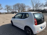 Volkswagen up! 1.0 44kW - - Gebrauchtwagen in Hannover bis 5.000 Euro